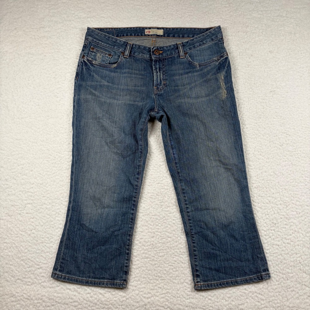 BKE Denim Starlite Stretch Capri Jeans Womens Distressed Mid Rise 32 Blue Y2K